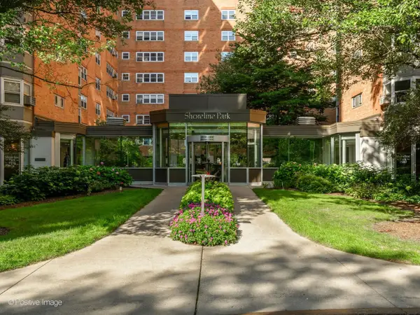 4970 N Marine Drive #227, Chicago, IL 60640