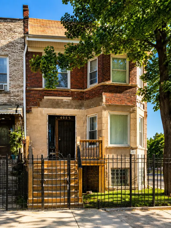 4053 W Jackson Boulevard, Chicago, IL 60624