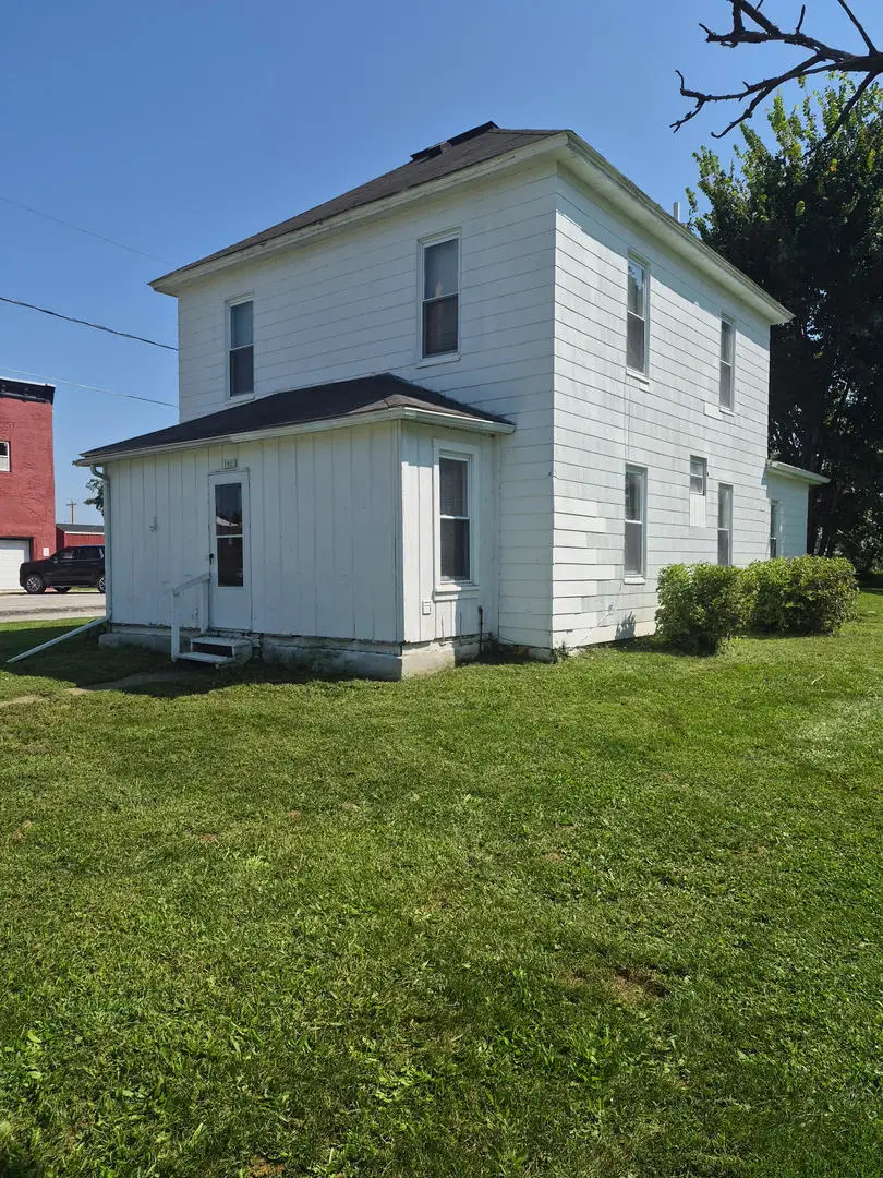 1802 13th Street, Viola, IL 61486 - #2