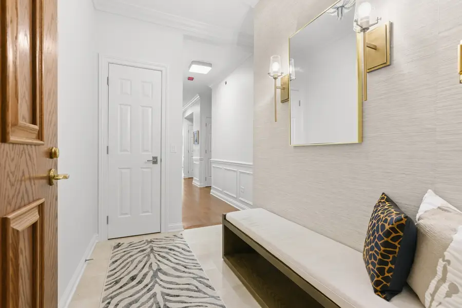21 E Huron Street #2102, Chicago, IL 60611 - #2