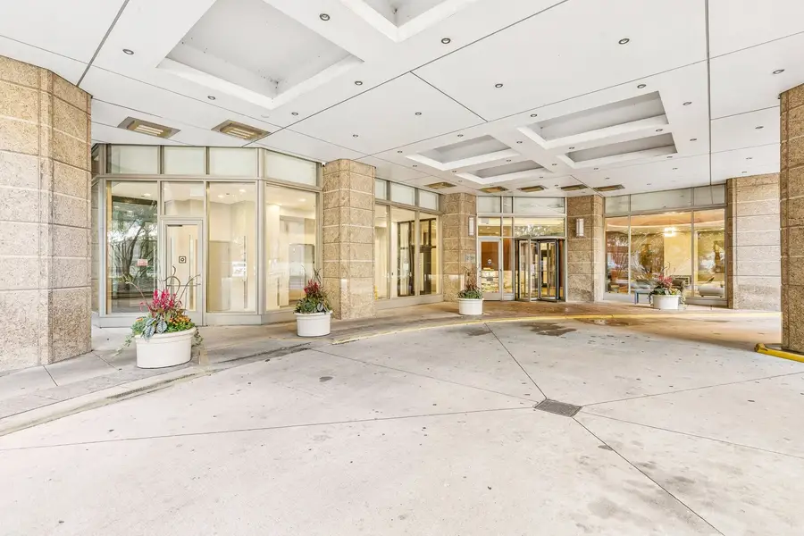 Address Withheld By Seller, Chicago, IL 60601 - #2