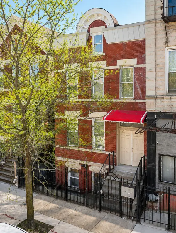 1527 W 18th Place, Chicago, IL 60608