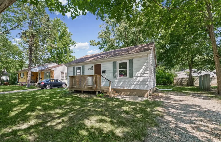 1006 N Division Avenue, Urbana, IL 61801 - #3
