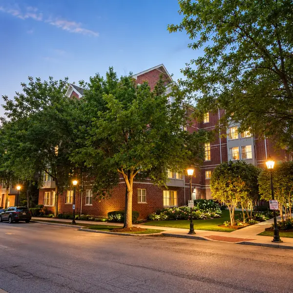 27 E Hattendorf Avenue #311, Roselle, IL 60172