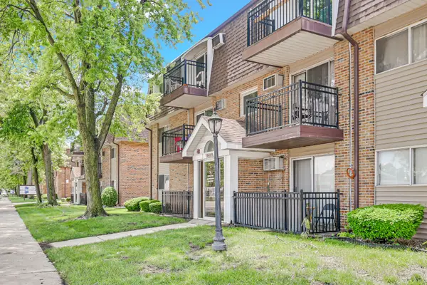 10430 Ridgeland Avenue #6, Chicago Ridge, IL 60415