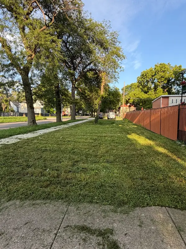 6001 S Wood Street, Chicago, IL 60636