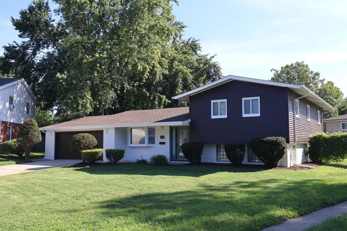 15321 Ellis Avenue, South Holland, IL 60473 - #1