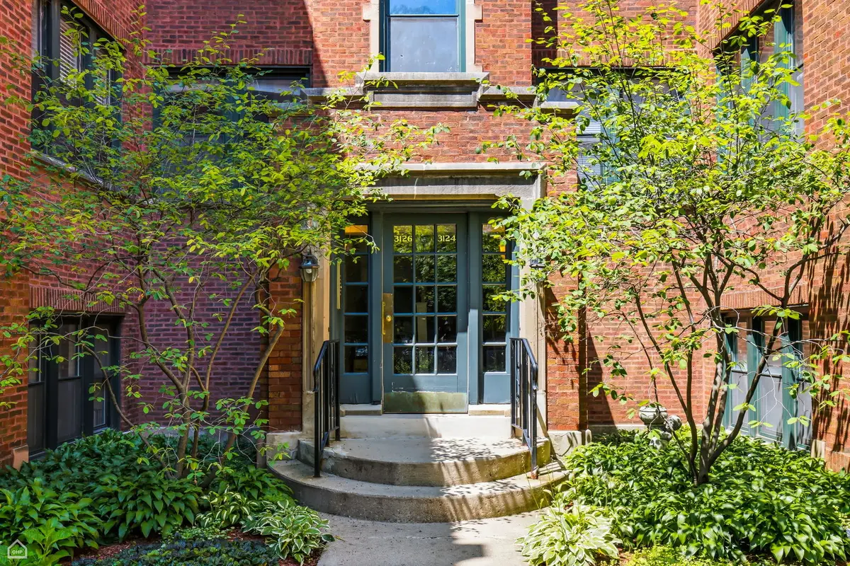 3126 W Carmen Avenue #3, Chicago, IL 60625 - #1