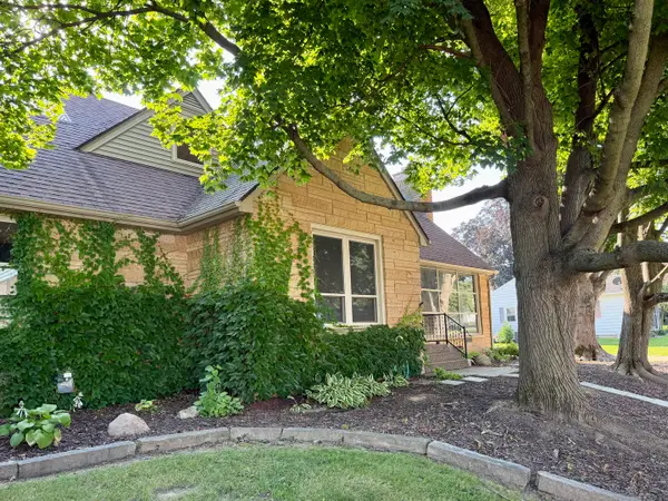 223 Ruth Place, Clinton, IA 52372
