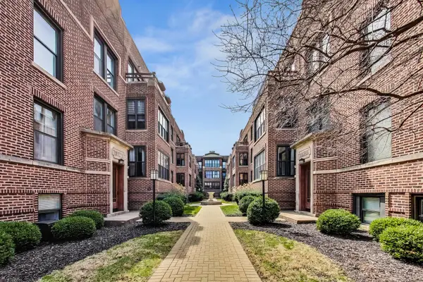 747 W Cornelia Avenue #N1, Chicago, IL 60657