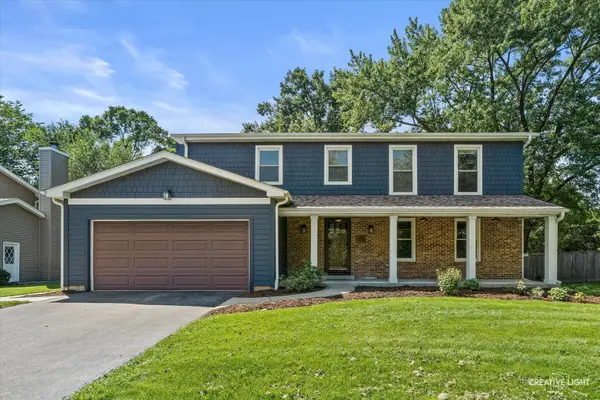 85 Cottonwood Circle, Batavia, IL 60510