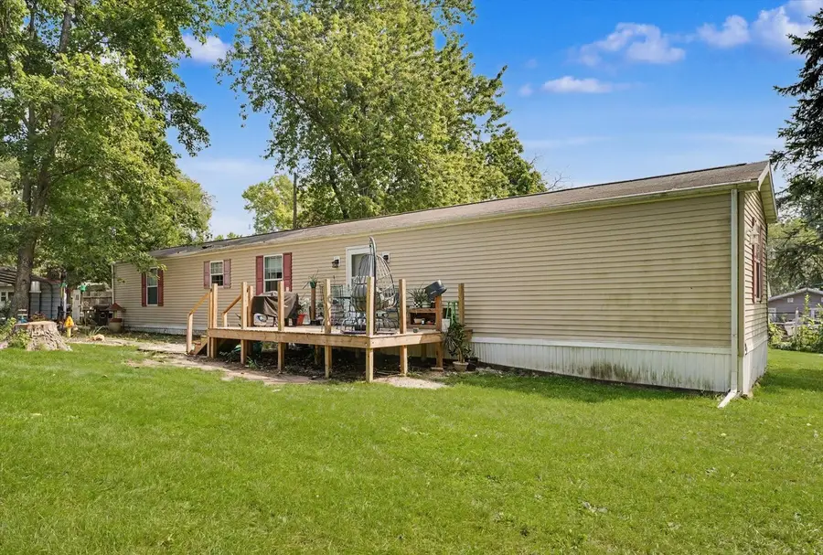 105 W High Street, White Heath, IL 61884 - #3