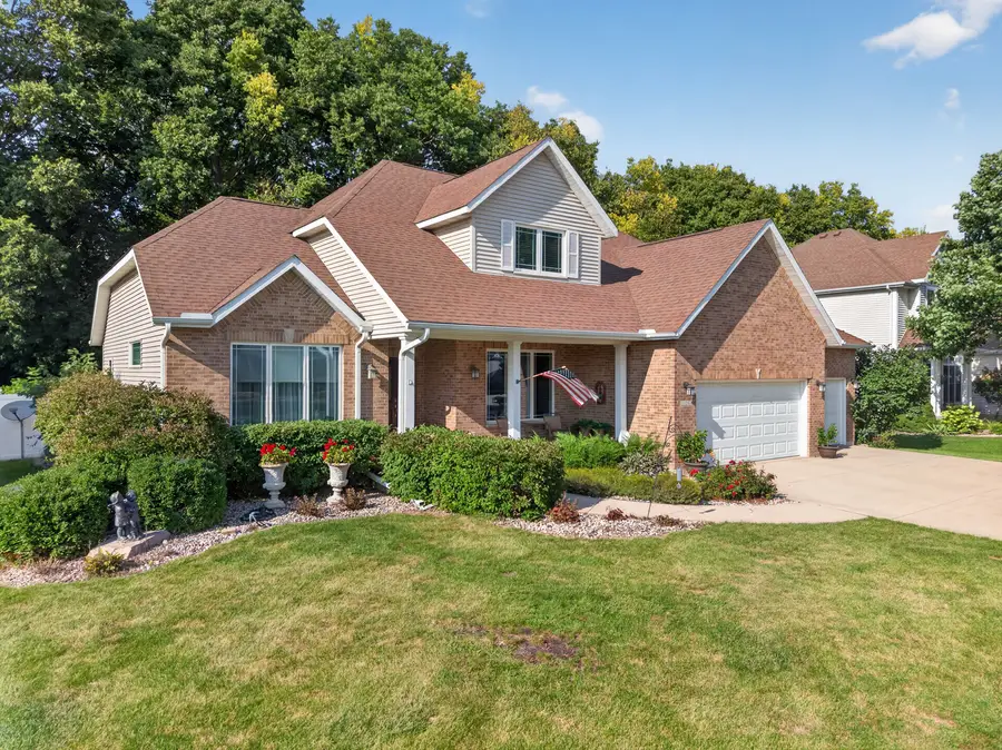 1120 Country Oak Drive, Ottawa, IL 61350 - #3