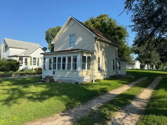 511 E 5th Street, Rock Falls, IL 61071 - #2