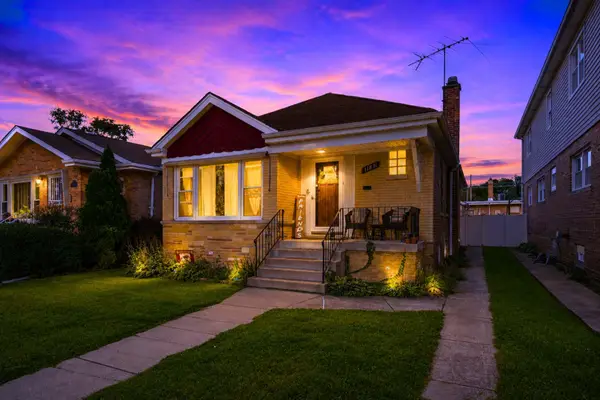 11831 S Artesian Avenue, Chicago, IL 60655