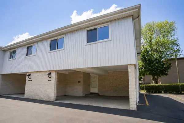 2846 W Touhy Avenue #H, Chicago, IL 60645