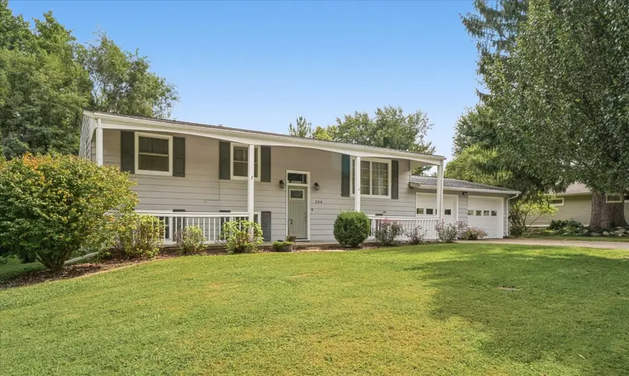 204 N White Street, Sidney, IL 61877 - #2