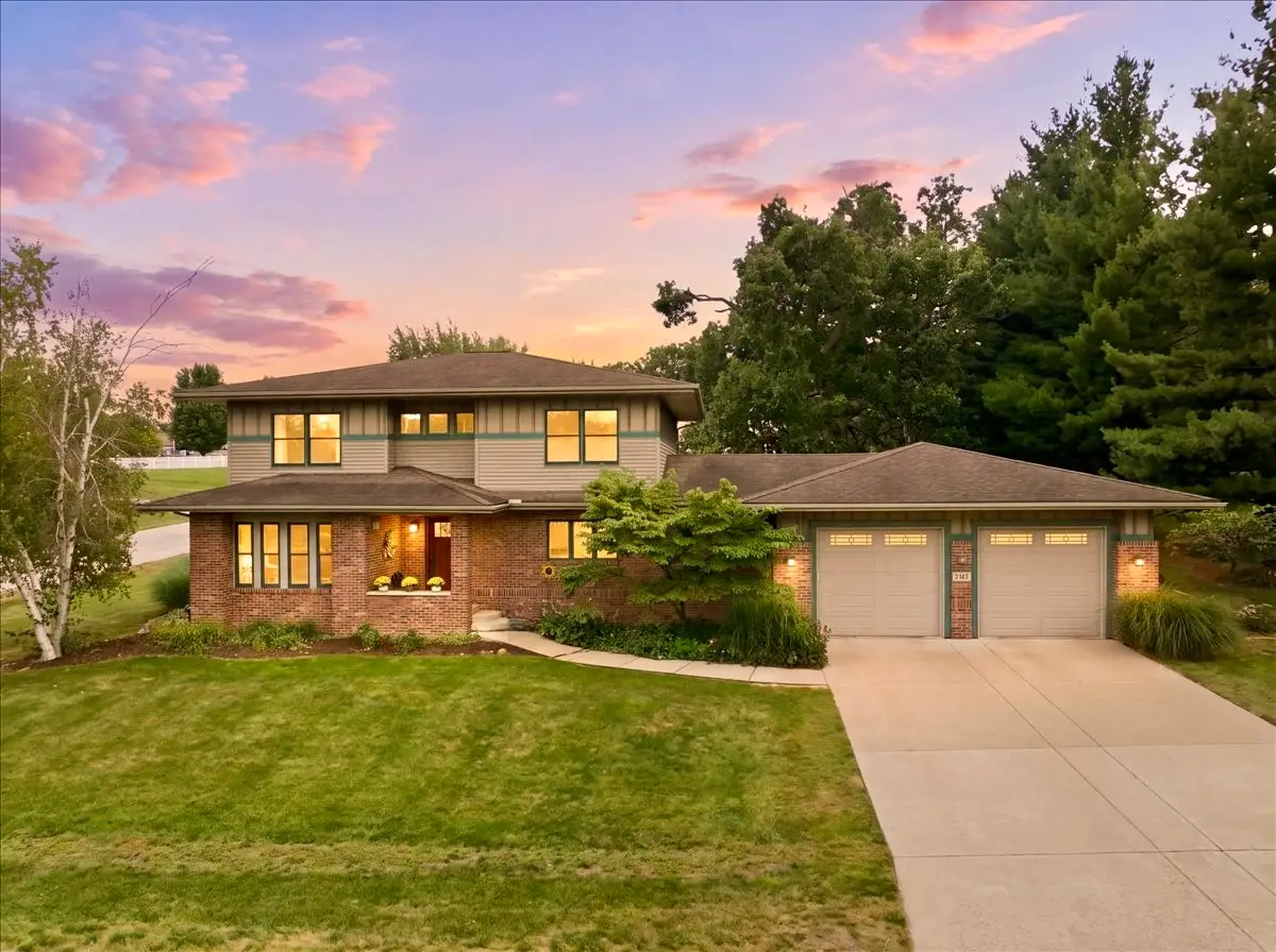 705 E Newton Street, Heyworth, IL 61745 - #1