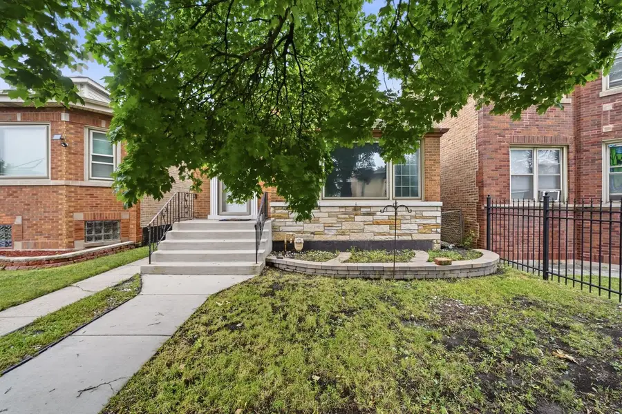 6506 S Keating Avenue, Chicago, IL 60629 - #2