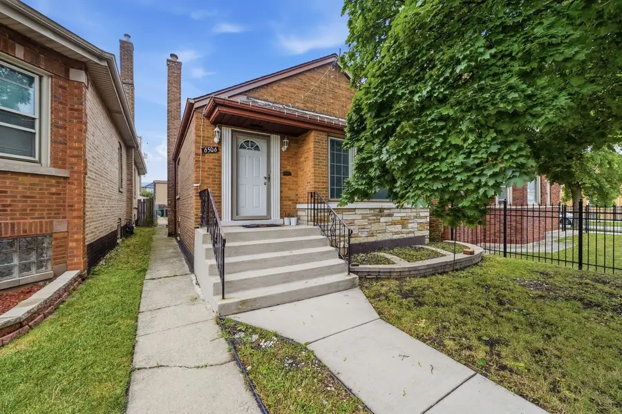 6506 S Keating Avenue, Chicago, IL 60629 - #3