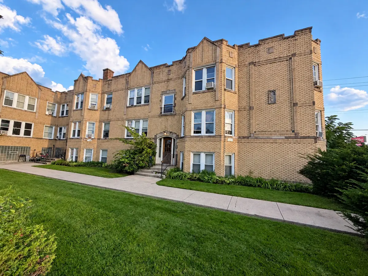 2415 N Oak Park Avenue #BE, Chicago, IL 60707 - #1