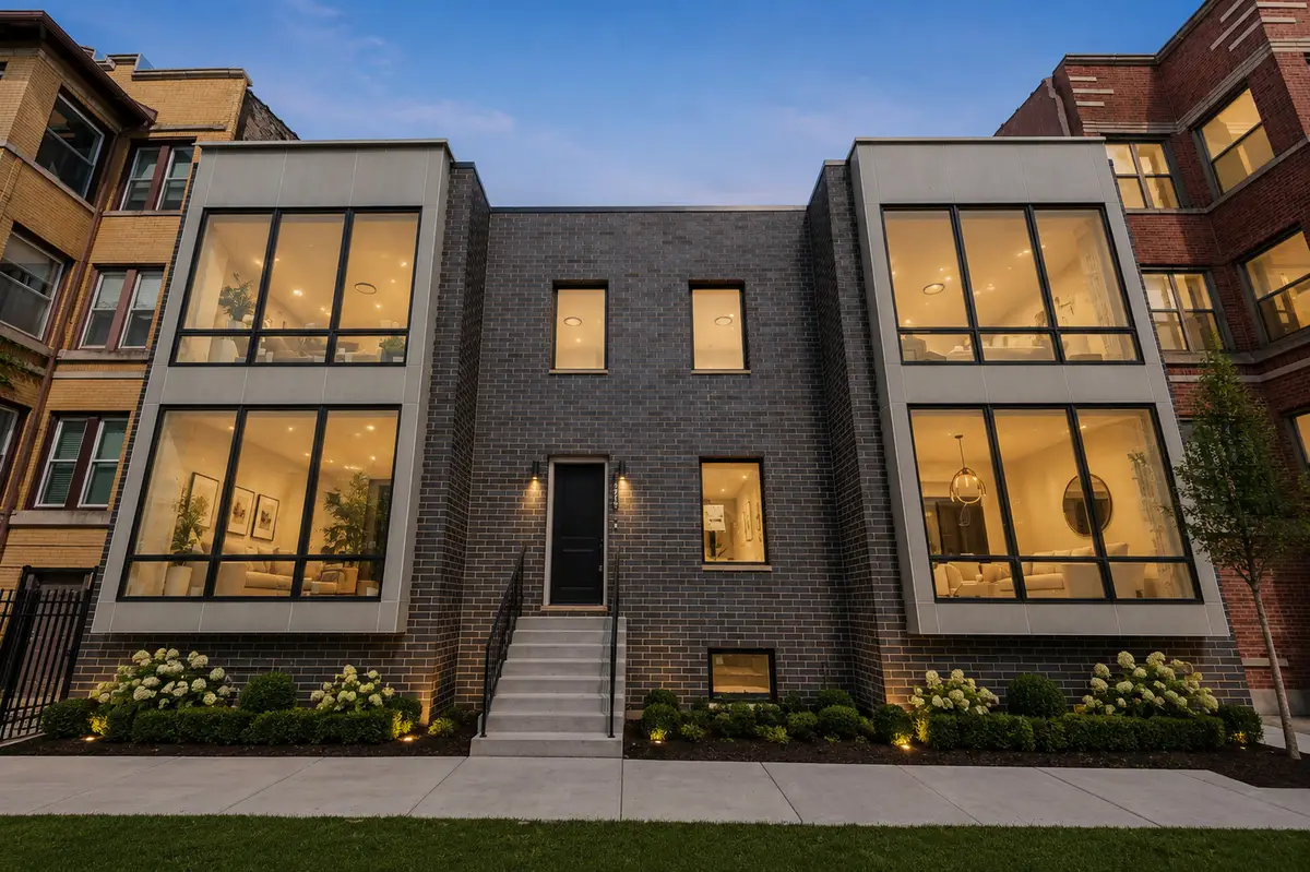 4719 S Ingleside Avenue, Chicago, IL 60615 - #1