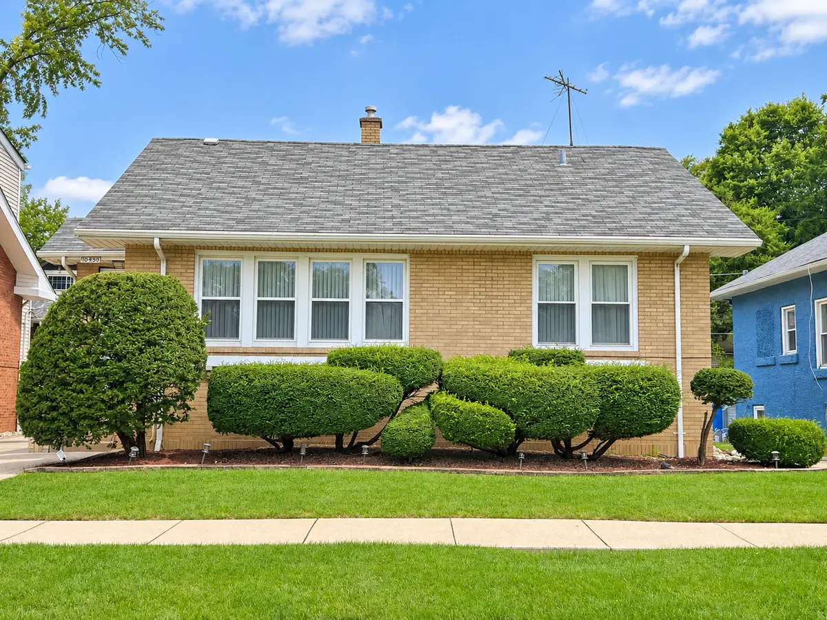 10958 S Esmond Street, Chicago, IL 60643 - #1