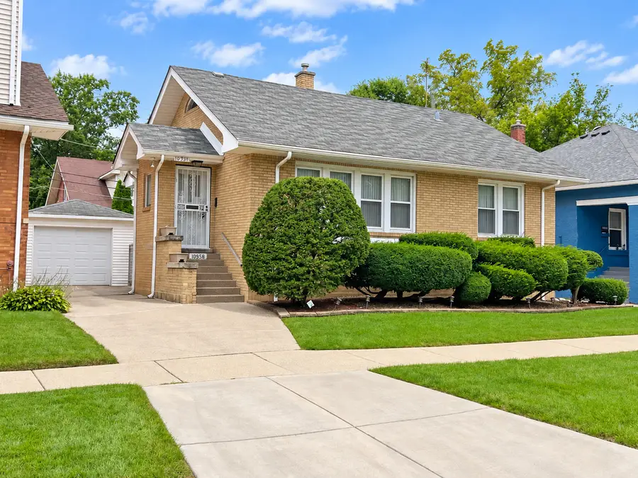 10958 S Esmond Street, Chicago, IL 60643 - #2