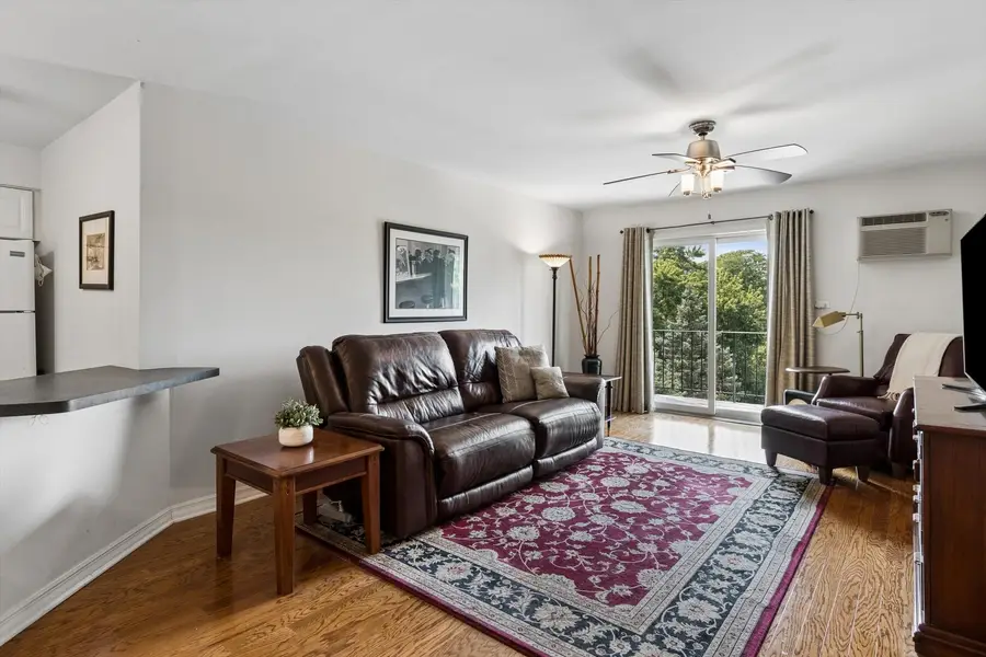 6670 S Brainard Avenue #409, Countryside, IL 60525 - #3