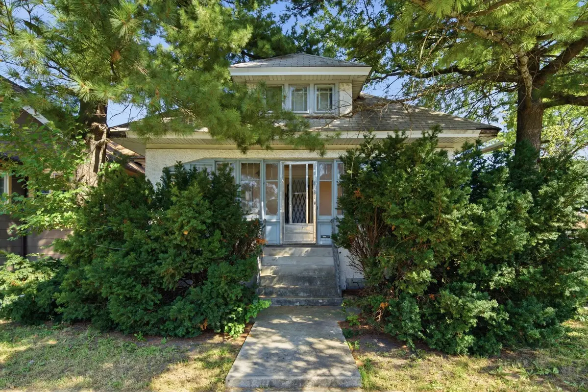 5500 W Haddon Avenue, Chicago, IL 60651 - #1