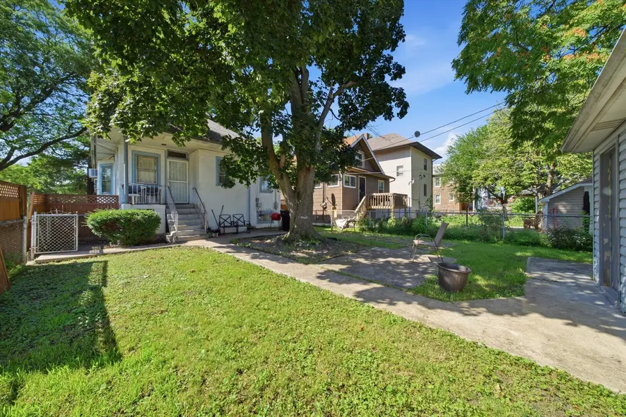 5500 W Haddon Avenue, Chicago, IL 60651 - #3