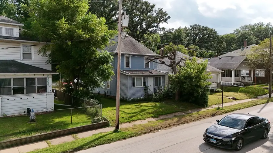 310 17th Avenue, East Moline, IL 61244 - #2