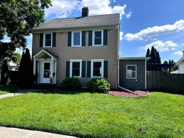 1005 3rd Street, Clinton, IA 52732