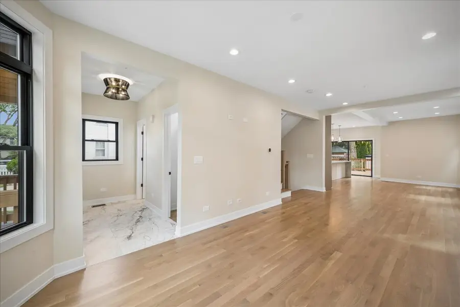 3841 N Kenneth Avenue, Chicago, IL 60641 - #2