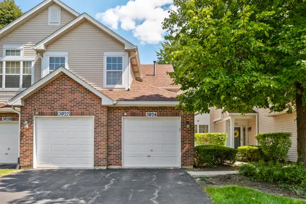 3024 Kentshire Circle, Naperville, IL 60564