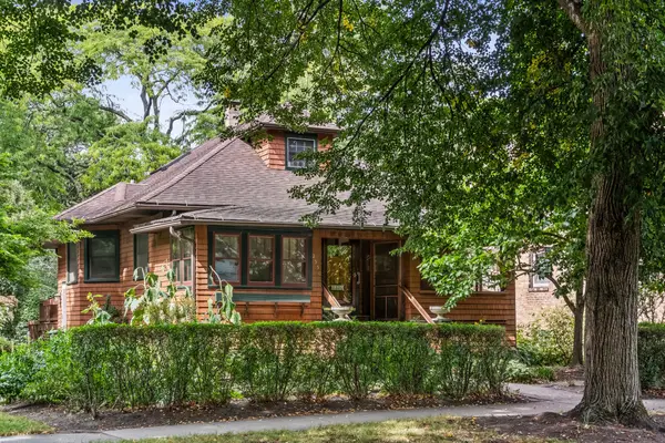 2330 Brown Avenue, Evanston, IL 60201
