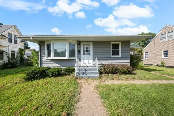 627 24th Avenue, Rock Island, IL 61201