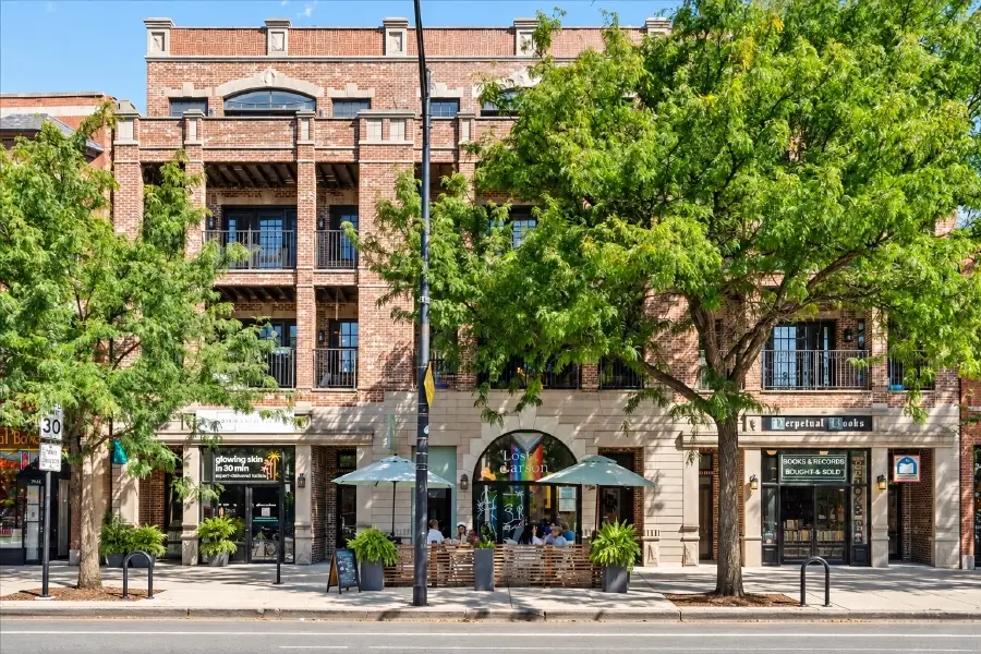 2140 W Division Street #4, Chicago, IL 60622 - #1