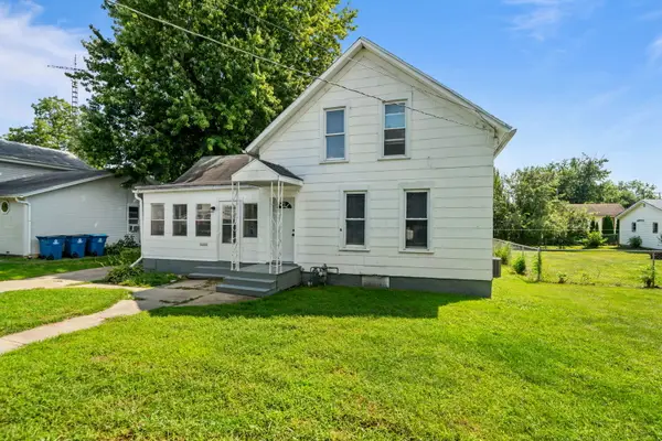 141 W Division Street, Amboy, IL 61310