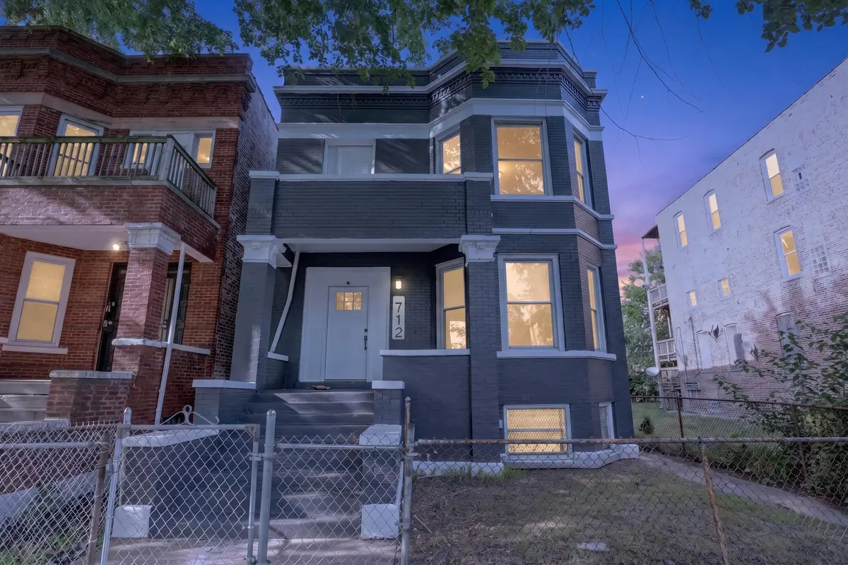 712 W Marquette Road, Chicago, IL 60621 - #1