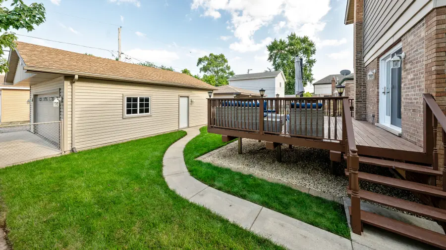 11001 S Ridgeway Avenue, Chicago, IL 60655 - #3