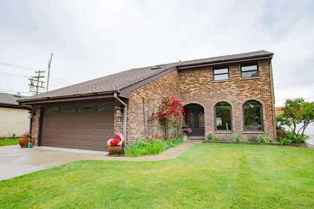 7022 Birchwood Avenue, Niles, IL 60714 - #1