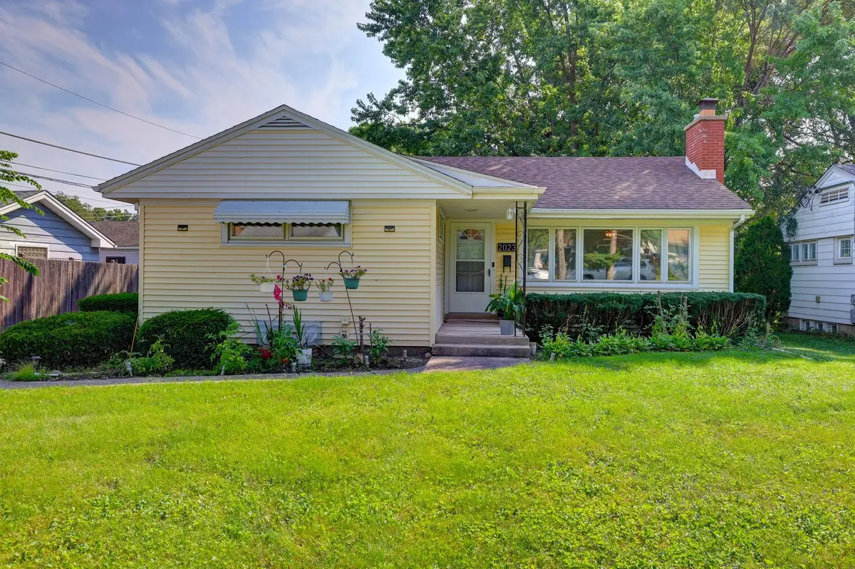 2023 Cedar Street, Des Plaines, IL 60018 - #1