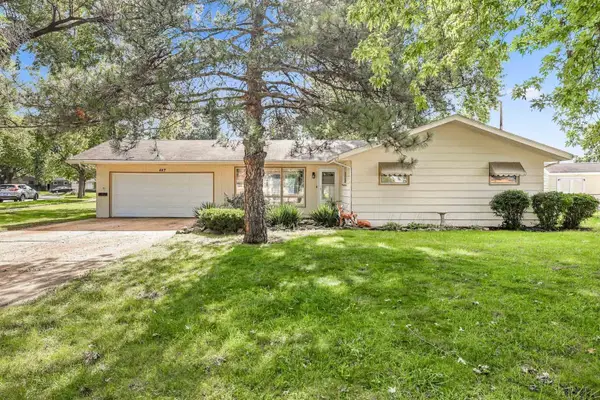 447 Keith Avenue, Crystal Lake, IL 60014