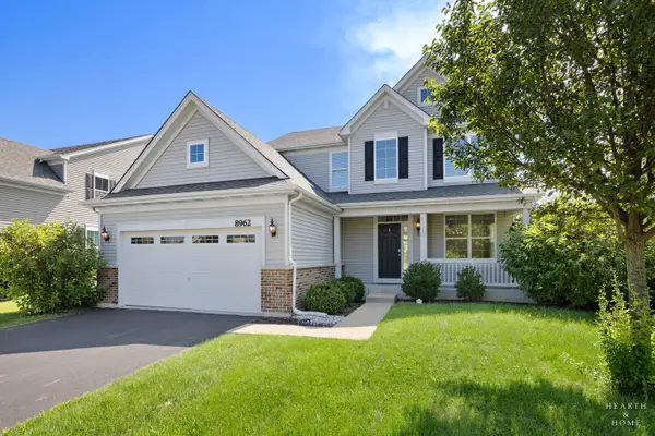 8962 Pearsall Drive, Huntley, IL 60142