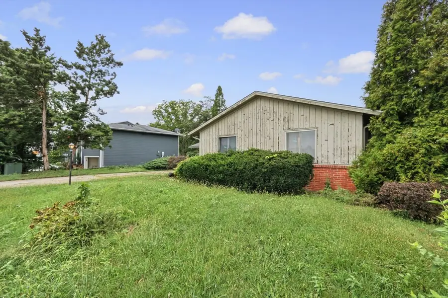 1913 Moraine Drive, Champaign, IL 61822 - #3