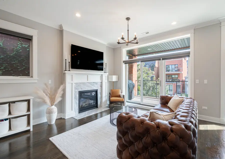 920 W Wrightwood Avenue #2, Chicago, IL 60614 - #3
