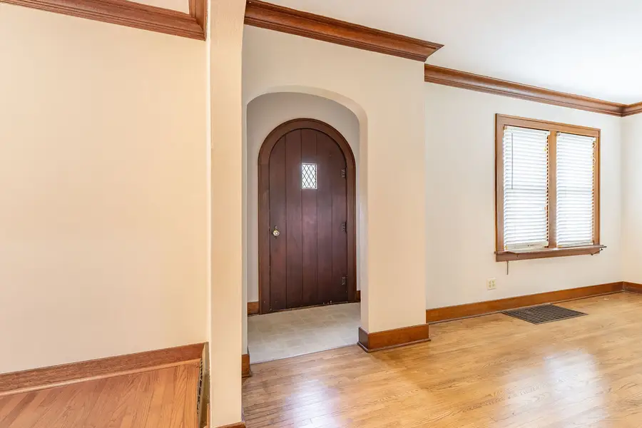 869 Shuler Street, Elgin, IL 60123 - #2