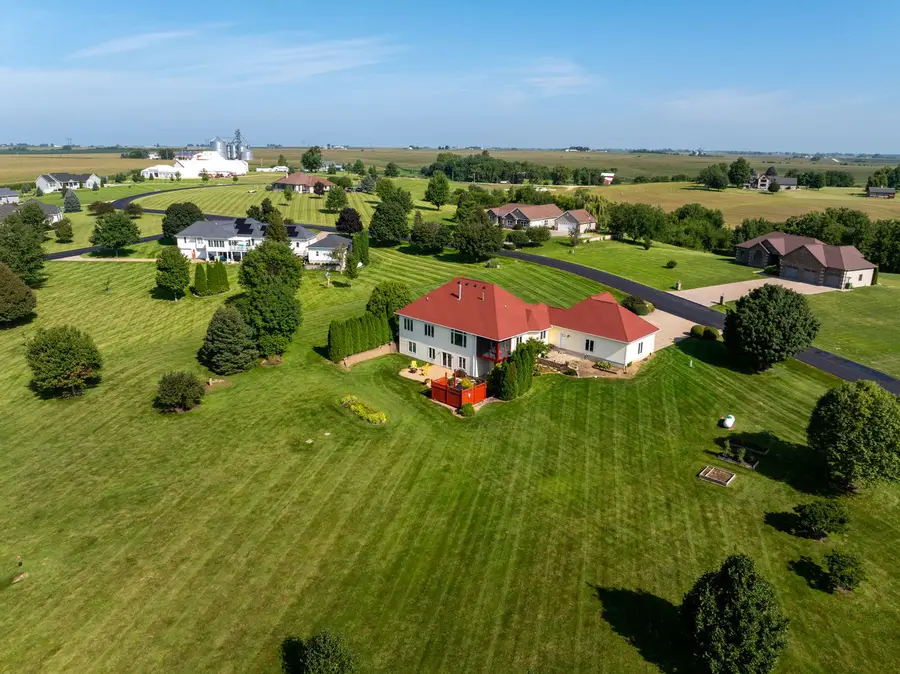 516 Randy Drive, Clinton, IA 52732 - #3