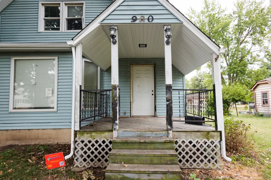 980 S 6th Avenue, Kankakee, IL 60901 - #3